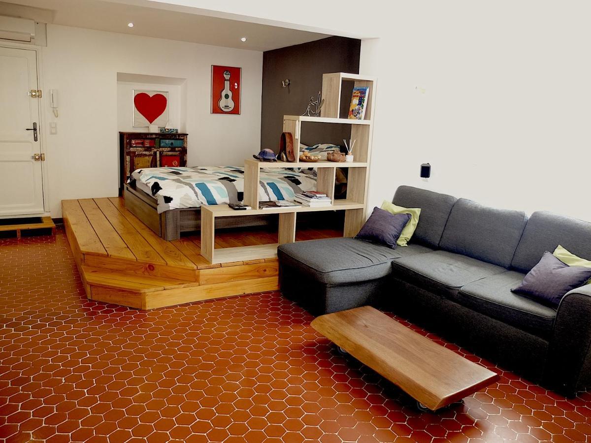 Loft Provencal Apartment Salernes Exterior photo