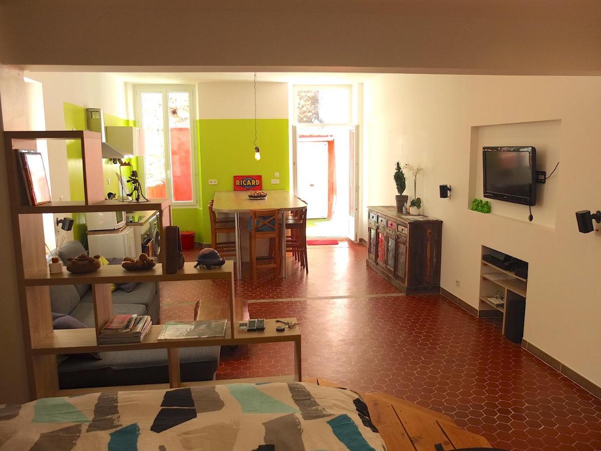 Loft Provencal Apartment Salernes Exterior photo